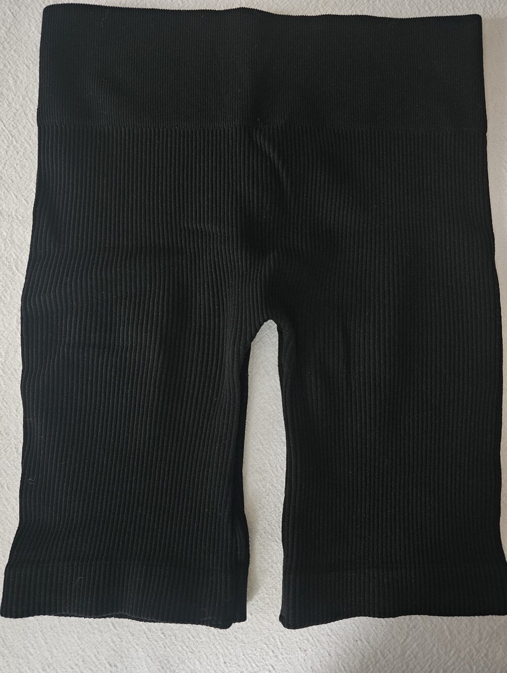 Zenana High-Waisted Ribbed Seamless Biker Shorts – Black - Size L/XL
